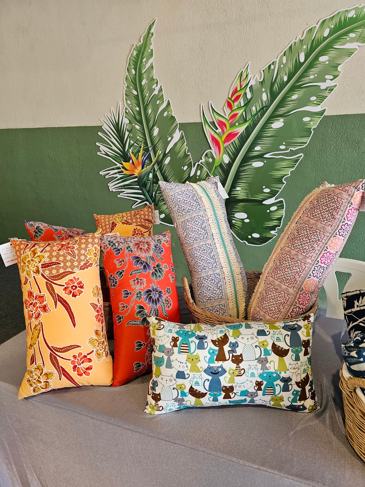 ULA Decorative pillows