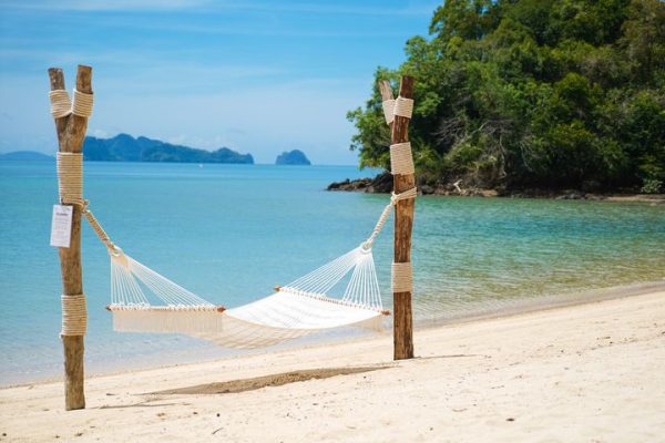 hand-woven single original cotton rope hammock from ULA Collections