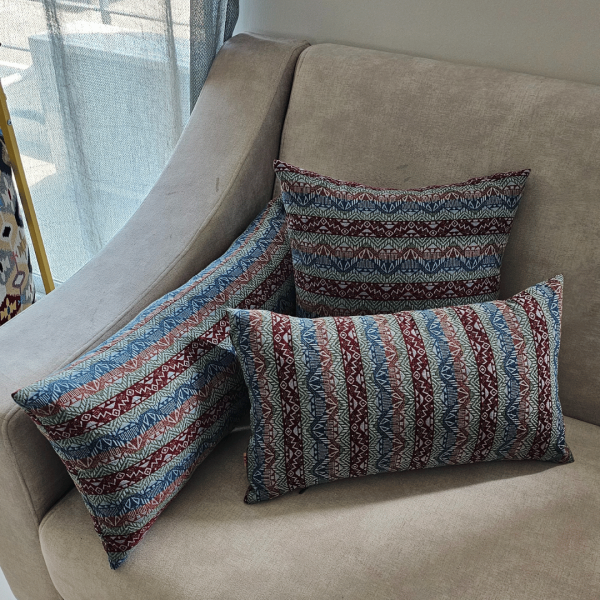 Decorative pillow - Nile Weave from ULA Collections