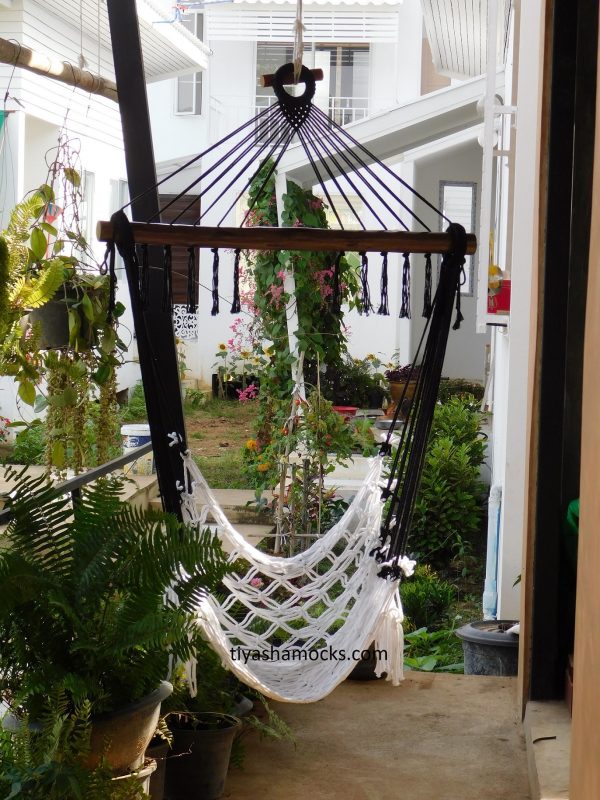 hand-woven Hammock Chairs Puasa from ULA Collections