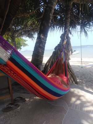 TS_Phangan2 Acrylic yarn colorful hammocks from ULA Collections