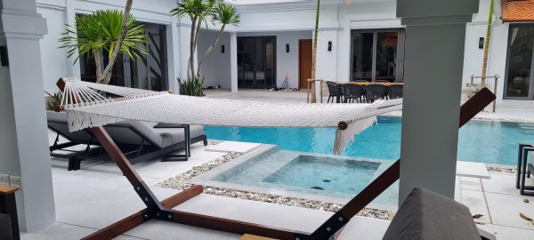 hand-woven double original cotton rope hammock from ULA Collections